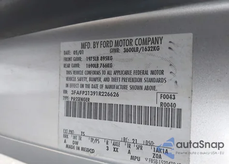 2001 Ford Focus Zx3 из США, поврежденный, VIN 3FAFP31391R226626